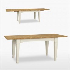 Coelo Medium Dining Table with 2 Extension Leaves
