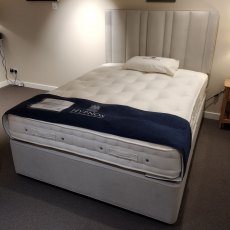HYPNOS 5'0 Posturecare 6 Divan Set & Harriet Headboard HYPNOS 5'0 Posturecare 6 Divan Set & Harriet Headboard