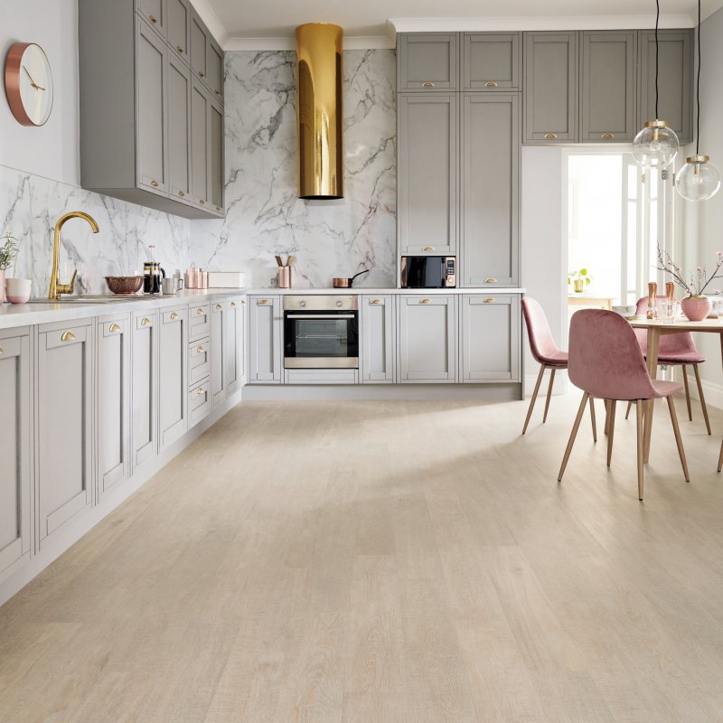 Karndean Knight Tile KP136 Coastal Sawn Oak
