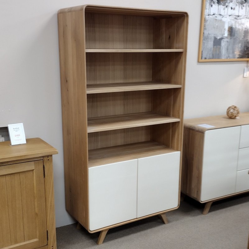 Bell & Stocchero ASCONA Tall Display Unit