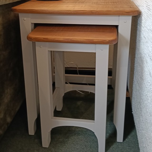 Qualita HAPTON Nest of 2 Tables